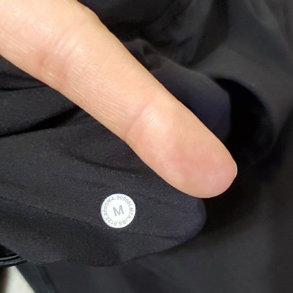 Lululemon T.H.E. Short 9" *Linerless. Black. Men Size M. - Picture 6 of 12